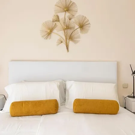 Luminous In Puerto Banús, * Marbella