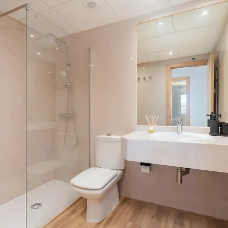 Apartmán - Marina Banus, Puerto Banus, 2br Modern, Parking & Pool Marbella