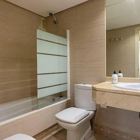 Apartamento Luminous apartment in Puerto Banús, Marbella *