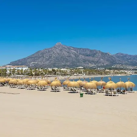 Apartamento Luminous apartment in Puerto Banús, Marbella